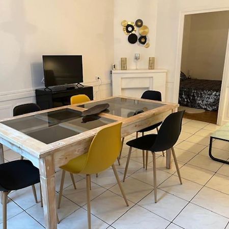 Joli Appartement Centre Nevers Bagian luar foto