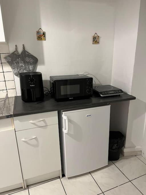 Joli Appartement Centre Nevers Bagian luar foto