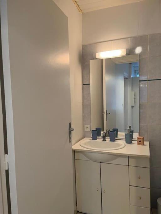 Joli Appartement Centre Nevers Bagian luar foto